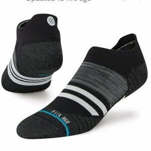 STANCE MEN’S PERFORMANCE NWT SOCKS IN SIZE MEDIUM WITH INFIKNIT BREATHABILITY